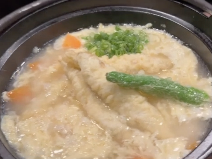 琵琶湖産わかさぎ天の雑炊